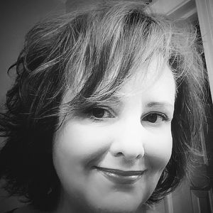 Meet your Posher, Regina